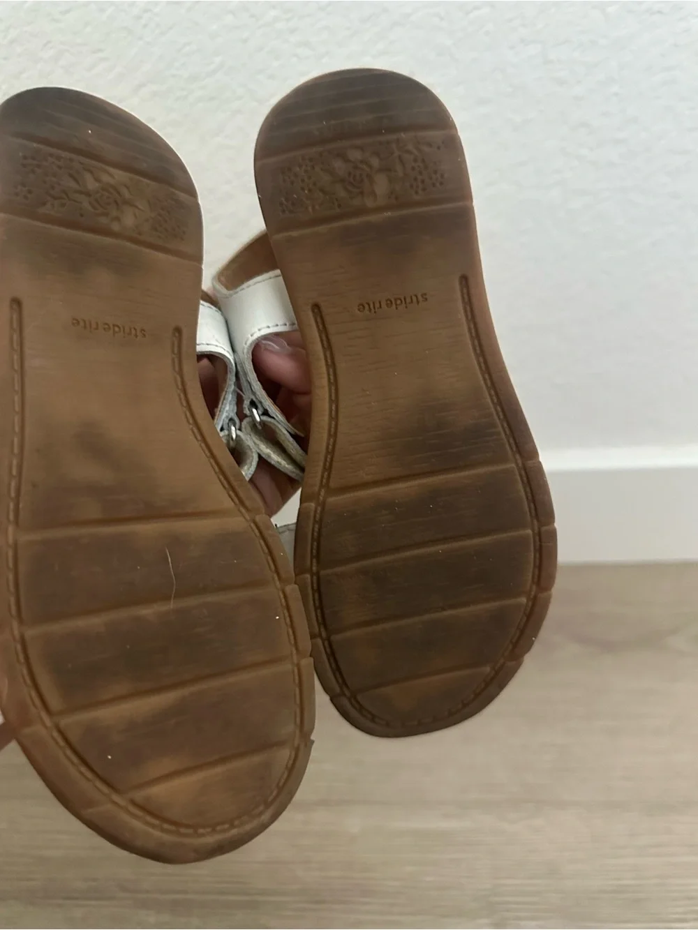 Stride Rite Kids White Bow Sandals - Whitney Summer Shoes